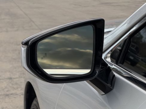 Used 2020 Lexus ES 300h w/ Premium Package image 15