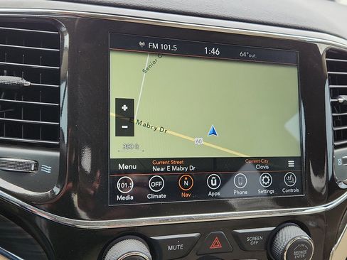 Used 2021 Jeep Grand Cherokee Limited w/ Luxury Group II image 14