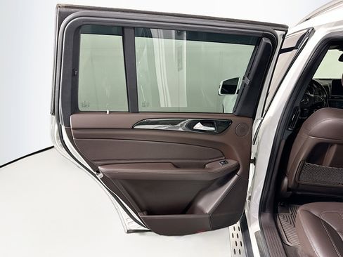 Used 2017 Mercedes-Benz GLS 450 4MATIC image 27