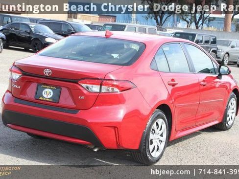 Used 2020 Toyota Corolla LE image 5