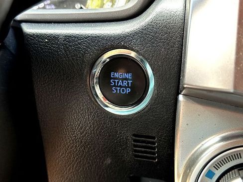 Used 2023 Toyota 4Runner Limited AWD/4WD image 16