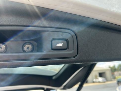 Used 2022 Honda Pilot Special Edition image 16