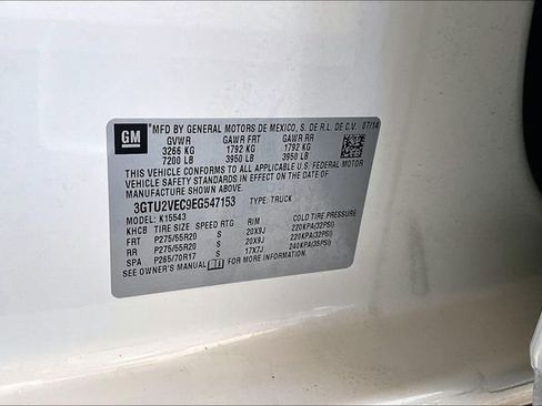 Used 2014 GMC Sierra 1500 SLT w/ SLT Crew Cab Value Package AWD/4WD image 16