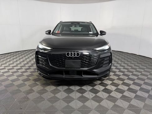 Used 2025 Audi Q6 e-tron Premium w/ Convenience Package AWD/4WD image 3