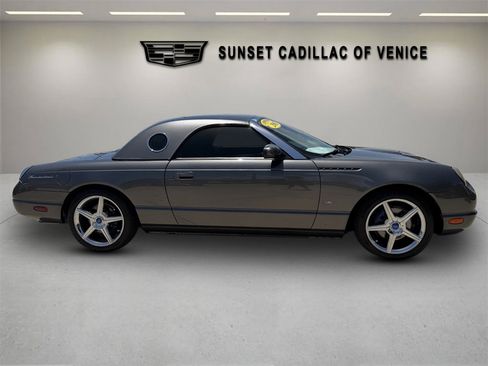 Used 2003 Ford Thunderbird RWD image 4