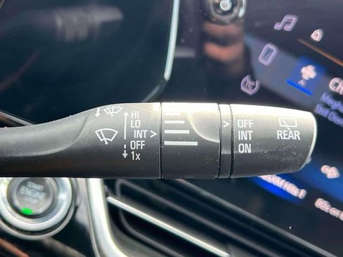 Certified 2024 Chevrolet Trax RS w/ Sunroof Package image 25