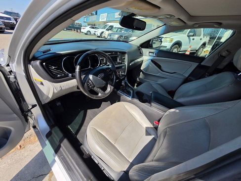 Used 2013 Kia Optima EX w/ Premium Pkg FWD image 21