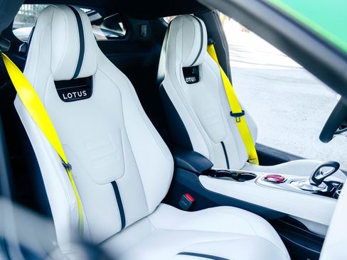 New 2026 Lotus Emira SE image 5