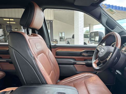 Used 2022 RAM 1500 Limited image 10