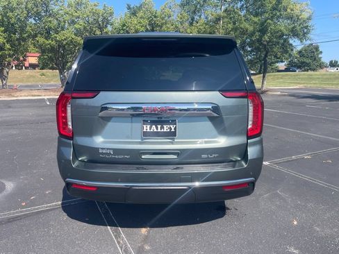 Used 2023 GMC Yukon SLT AWD/4WD image 6