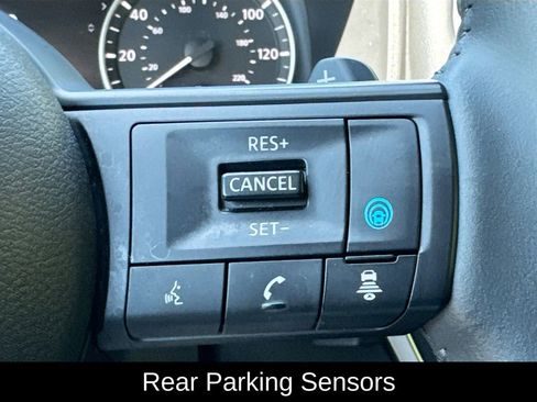 Certified 2024 Nissan Rogue SV w/ SV Premium Package AWD/4WD image 11