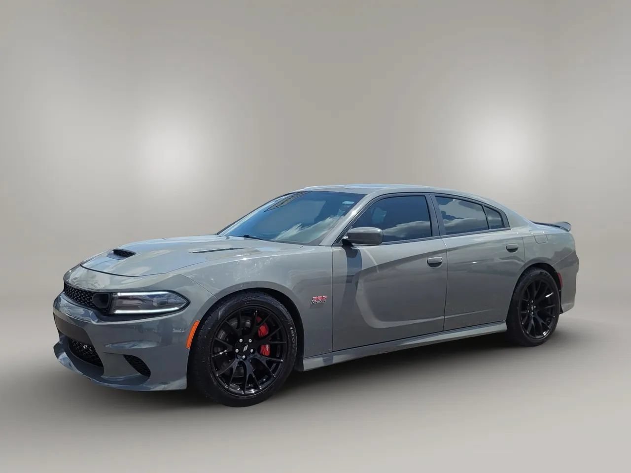 Used 2019 Dodge Charger Scat Pack w/ Dynamics Package RWD image 8