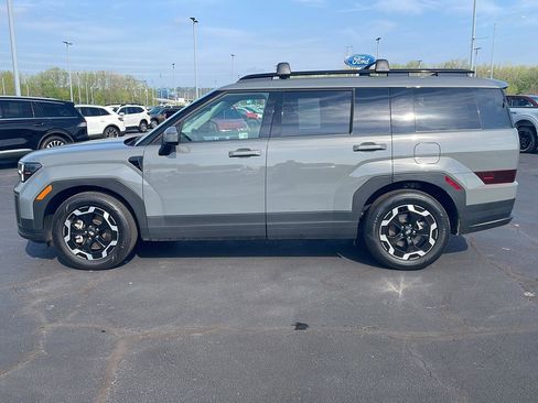 Used 2025 Hyundai Santa Fe SEL image 2