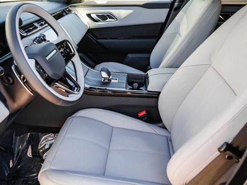 New 2026 Land Rover Range Rover Velar Dynamic SE image 19
