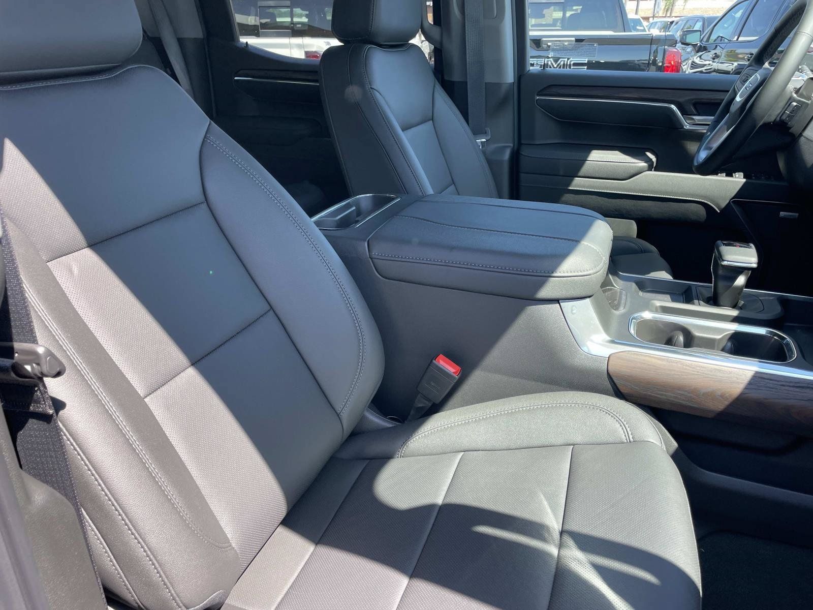 New 2026 GMC Sierra 1500 SLT w/ SLT Premium Plus Package AWD/4WD image 27