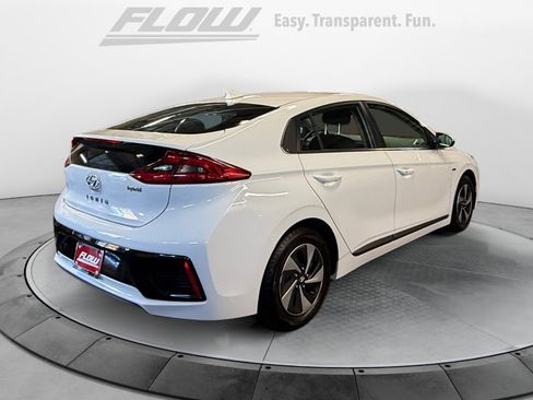 Used 2018 Hyundai Ioniq SEL image 9