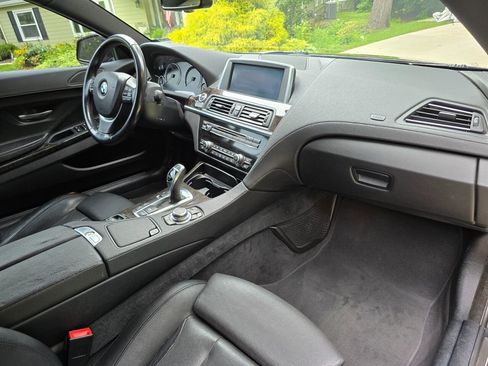 Used 2012 BMW 650i xDrive Convertible AWD/4WD image 21
