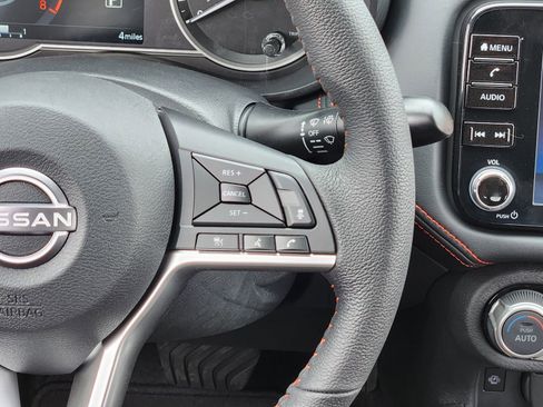 New 2025 Nissan Versa SR image 25