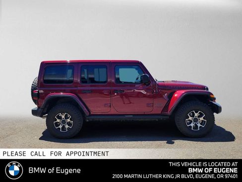 Used 2021 Jeep Wrangler Unlimited Rubicon AWD/4WD image 2