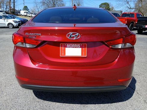 Used 2016 Hyundai Elantra SE image 7