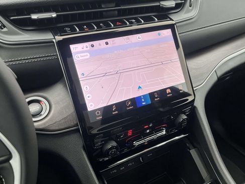 New 2025 Jeep Grand Cherokee L Limited w/ Black Appearance Package image 16