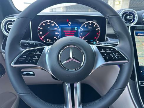 New 2026 Mercedes-Benz GLC 300 image 10