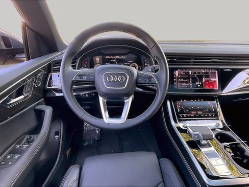 Used 2026 Audi Q8 Prestige AWD/4WD image 5