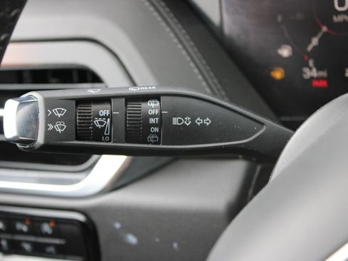 Used 2025 GMC Yukon Denali image 43