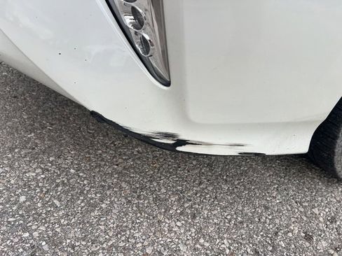 Used 2017 Toyota Prius Three Touring image 21