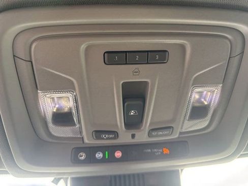 Used 2025 GMC Sierra 1500 Elevation w/ Preferred Package image 25