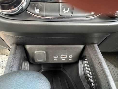 Used 2022 Chevrolet TrailBlazer LT w/ Convenience Package image 37