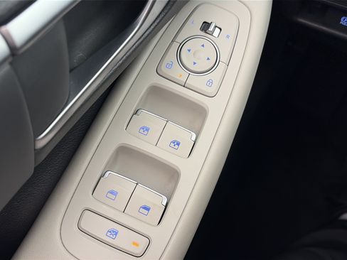 Used 2024 Hyundai Sonata SEL FWD image 31