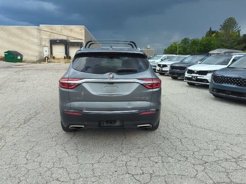 Used 2018 Buick Enclave Avenir w/ Avenir Technology Package AWD/4WD image 3