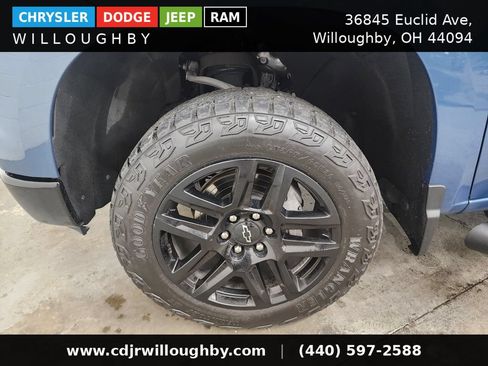 Used 2024 Chevrolet Silverado 1500 LT Trail Boss w/ Convenience Package II AWD/4WD image 43