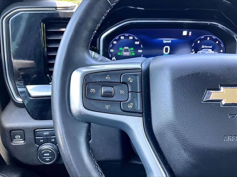 Used 2023 Chevrolet Silverado 1500 LT AWD/4WD image 10