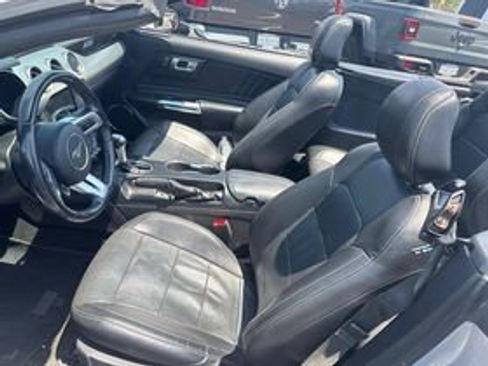 Used 2018 Ford Mustang GT Premium RWD image 9