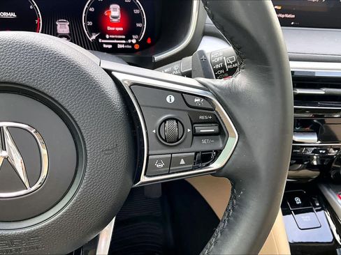 Used 2022 Acura MDX FWD image 24