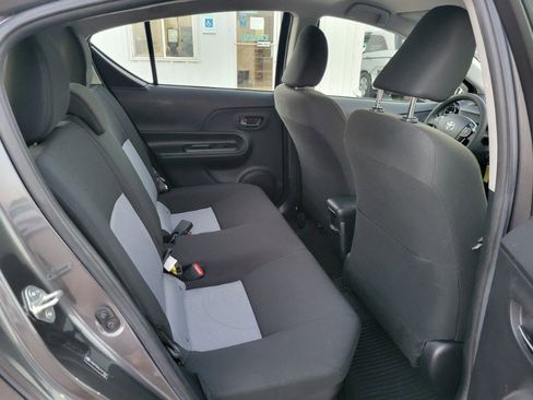 Used 2018 Toyota Prius C Two image 16