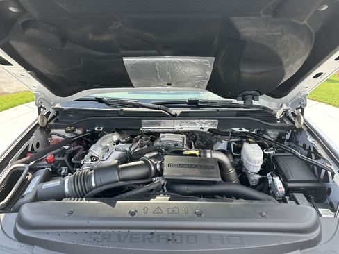 Used 2019 Chevrolet Silverado 2500 LT w/ Custom Sport Edition AWD/4WD image 34