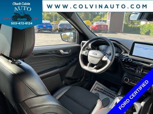 Certified 2025 Ford Escape ST-Line Select AWD/4WD image 26