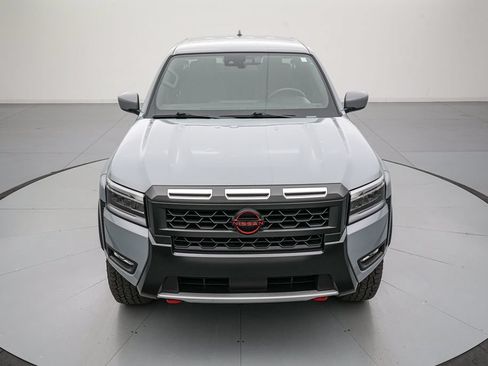 Used 2025 Nissan Frontier PRO-4X AWD/4WD image 11