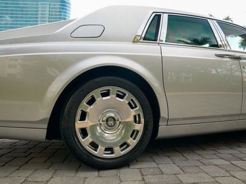 Used 2013 Rolls-Royce Phantom Sedan image 31