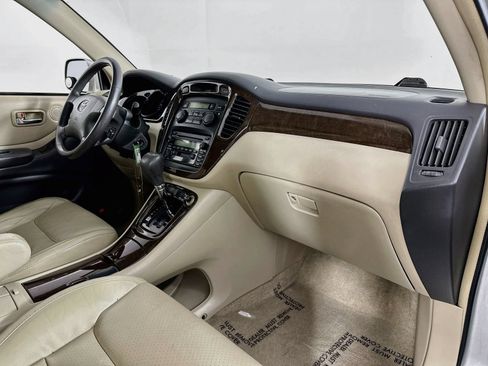 Used 2003 Toyota Highlander Limited FWD image 27