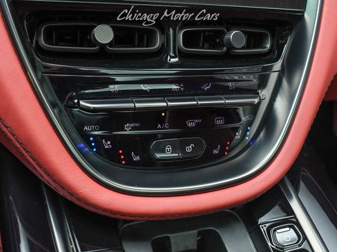 Used 2022 Aston Martin DBX AWD/4WD image 15