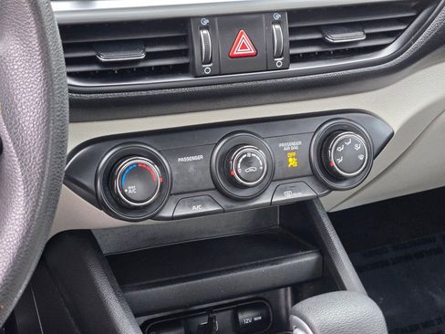 Used 2023 Kia Forte LXS image 24