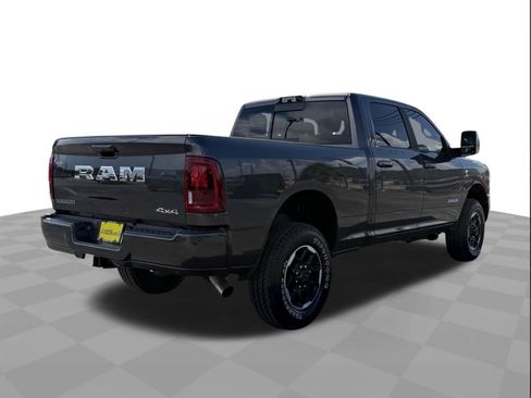 Used 2025 RAM 2500 Laramie AWD/4WD image 5