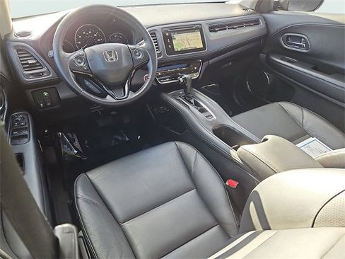 Used 2017 Honda HR-V EX-L image 11