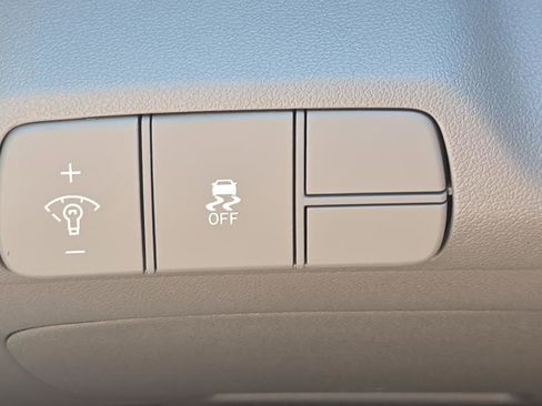 New 2026 Hyundai Elantra Sport FWD image 23