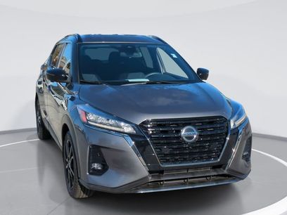 Used 2021 Nissan Kicks SR