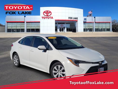 Used 2022 Toyota Corolla LE image 1